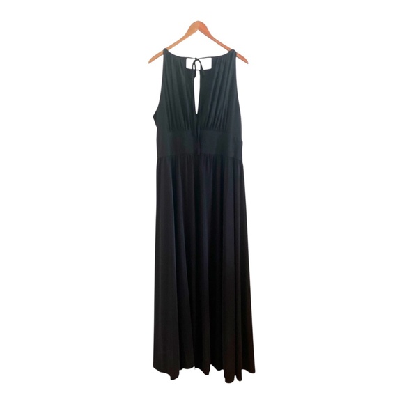 Plus Size R&M Richards Black Beaded Waist Keyhole Front Slit Evening Dress - Picture 2 of 5